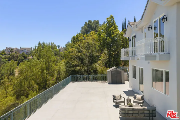 4726 San Sebastian Drive, Woodland Hills, California 91364