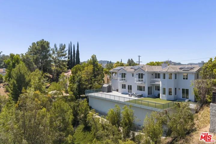 4726 San Sebastian Drive, Woodland Hills, California 91364