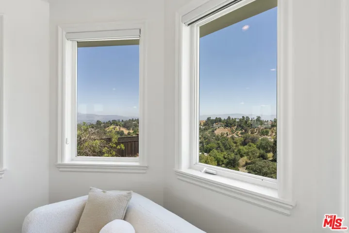 4726 San Sebastian Drive, Woodland Hills, California 91364