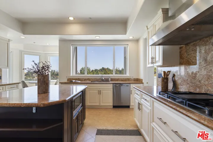 4726 San Sebastian Drive, Woodland Hills, California 91364