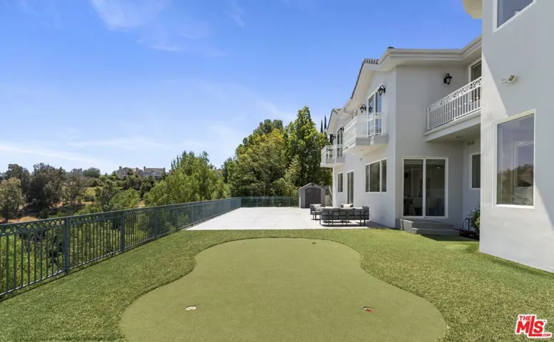4726 San Sebastian Drive, Woodland Hills, California 91364