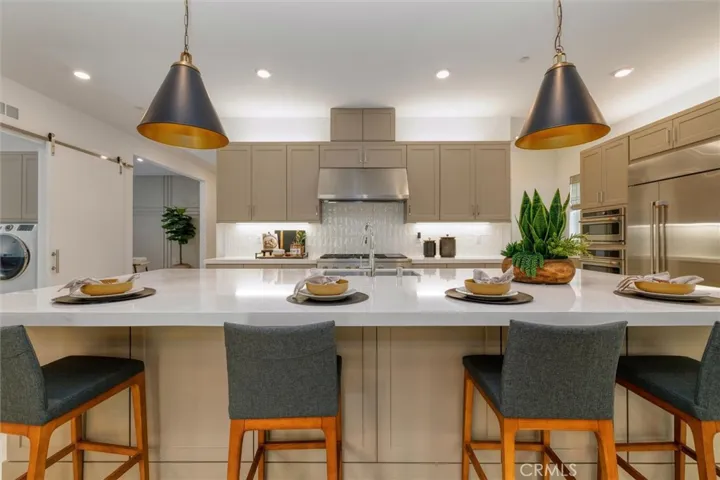 29606 Paseo Capilla, Valencia, California 91354