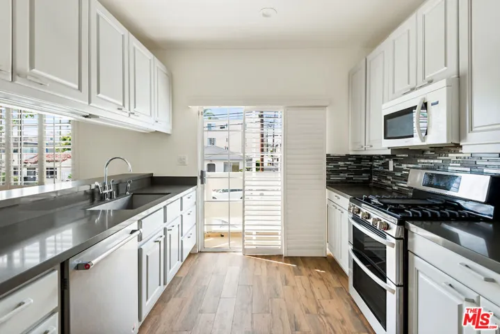1800 Butler Avenue 105, Los Angeles, California 90025