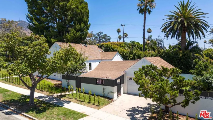 1722 Bel Aire Drive, Glendale, California 91201