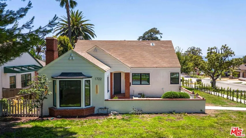 1722 Bel Aire Drive, Glendale, California 91201