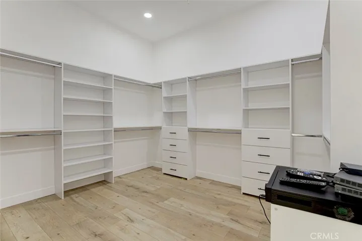 8338 Sale, West Hills, California 91304