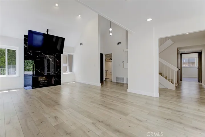 8338 Sale, West Hills, California 91304