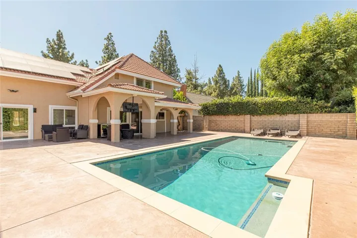 8338 Sale, West Hills, California 91304