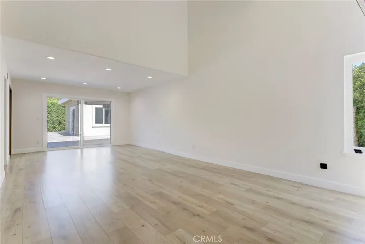 8338 Sale, West Hills, California 91304