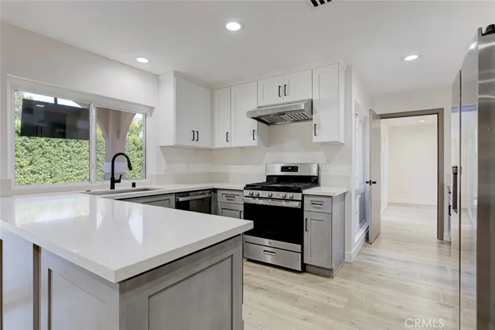 8338 Sale, West Hills, California 91304