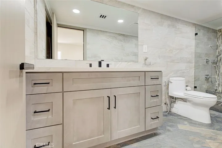 8338 Sale, West Hills, California 91304