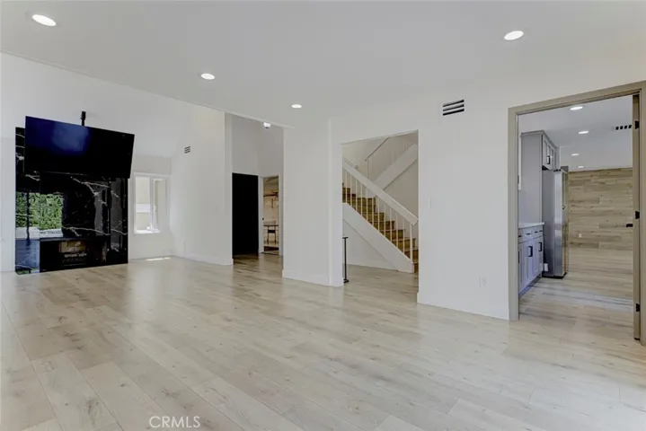 8338 Sale, West Hills, California 91304