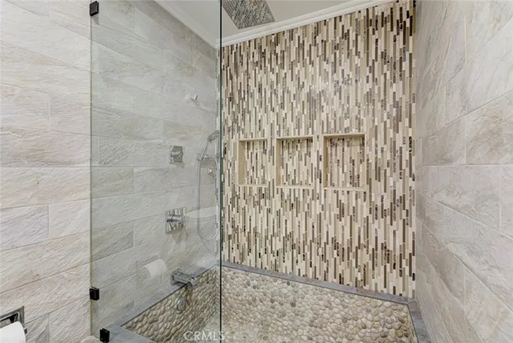 8338 Sale, West Hills, California 91304