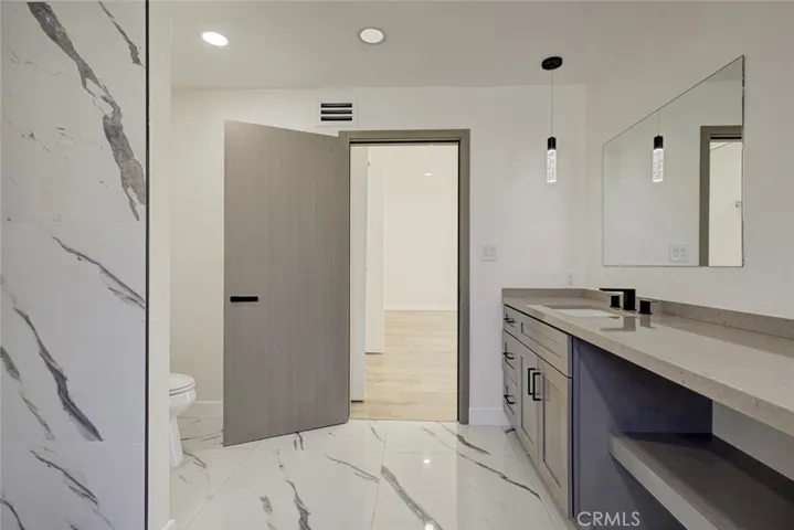 8338 Sale, West Hills, California 91304