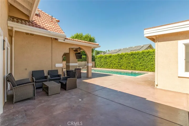 8338 Sale, West Hills, California 91304