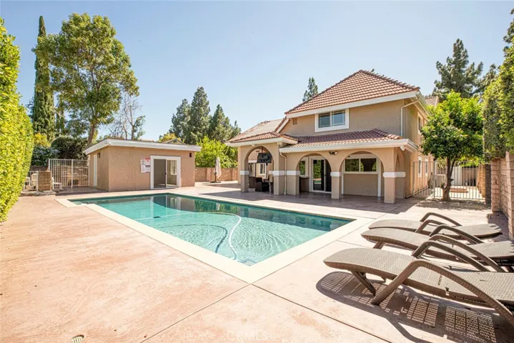 8338 Sale, West Hills, California 91304