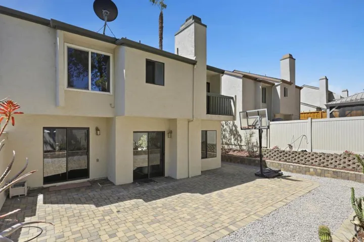 6116 Portobelo Court, San Diego, California 92124