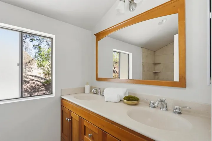 6116 Portobelo Court, San Diego, California 92124
