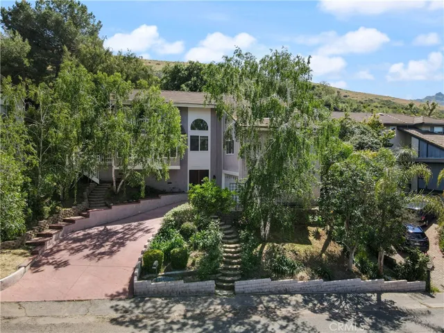 4957 Vejar Drive, Agoura Hills, California 91301