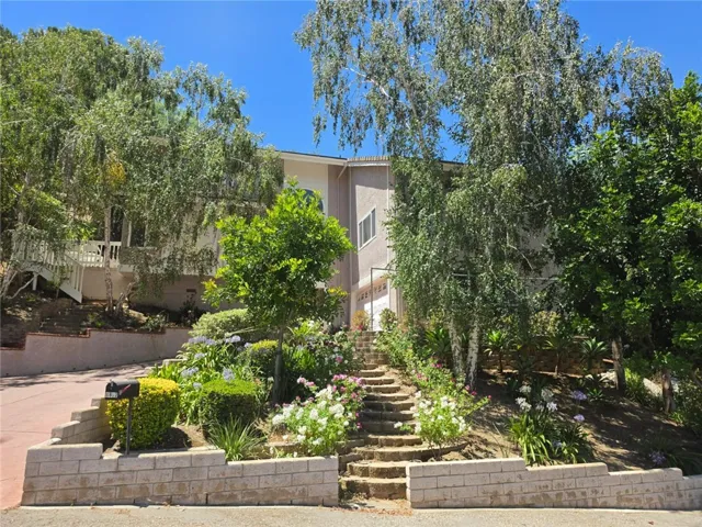 4957 Vejar Drive, Agoura Hills, California 91301