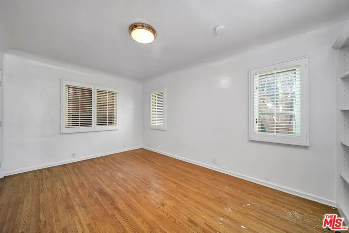 333 S Roxbury Drive, Beverly Hills, California 90212