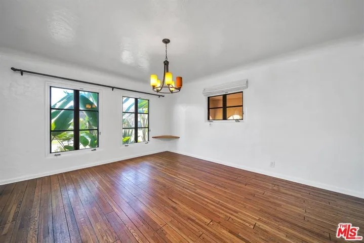 333 S Roxbury Drive, Beverly Hills, California 90212