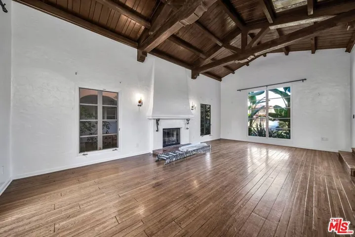 333 S Roxbury Drive, Beverly Hills, California 90212