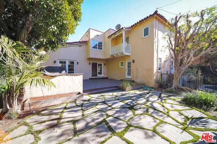 333 S Roxbury Drive, Beverly Hills, California 90212