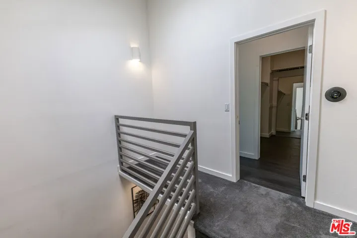 10735 Bloomfield Street 5, Los Angeles, California 91602