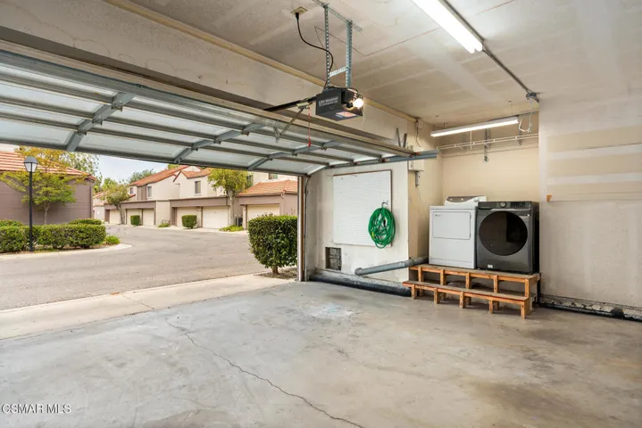 Attached 2 Car Garage