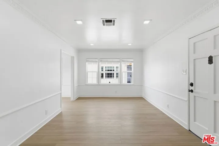 8613 W Olympic Boulevard, Los Angeles, California 90035