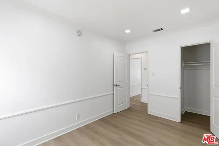 8613 W Olympic Boulevard, Los Angeles, California 90035