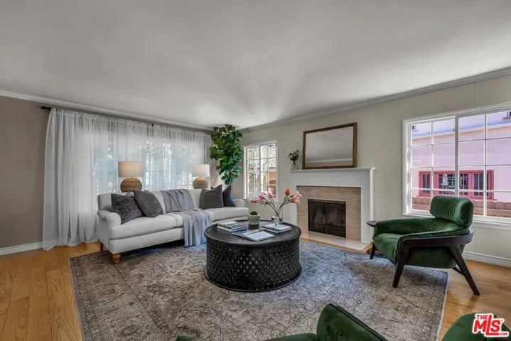 415 N Bonhill Road, Los Angeles, California 90049