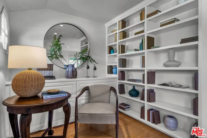 415 N Bonhill Road, Los Angeles, California 90049