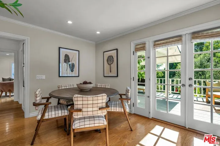 415 N Bonhill Road, Los Angeles, California 90049
