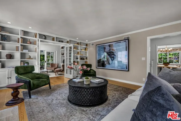 415 N Bonhill Road, Los Angeles, California 90049