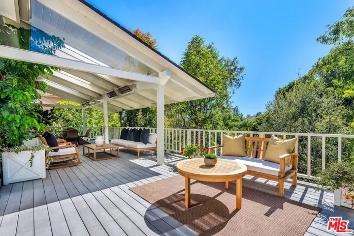 415 N Bonhill Road, Los Angeles, California 90049
