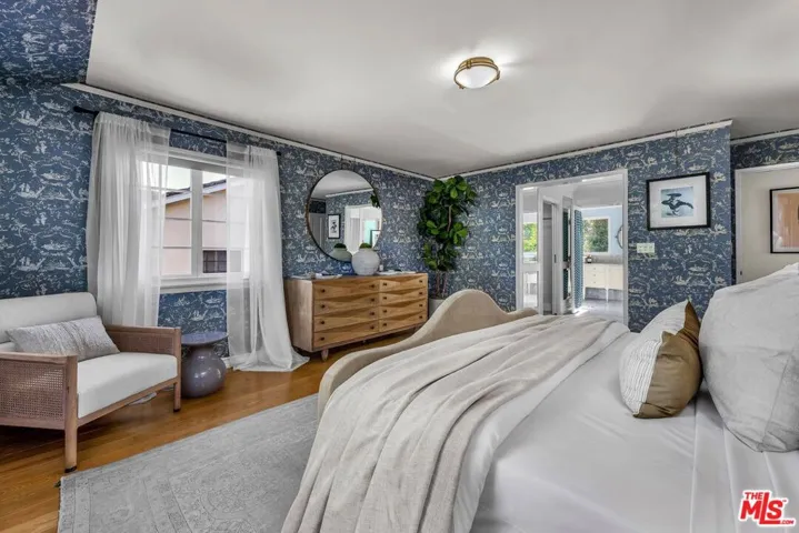 415 N Bonhill Road, Los Angeles, California 90049