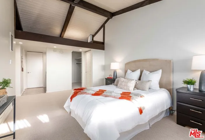 6425 Green Valley Circle 300, Culver City, California 90230