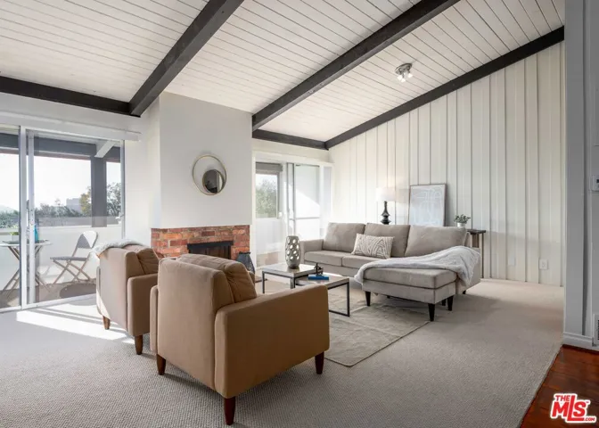 6425 Green Valley Circle 300, Culver City, California 90230