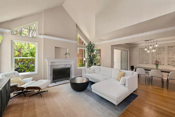 2131 Avy Avenue, Menlo Park, California 94025