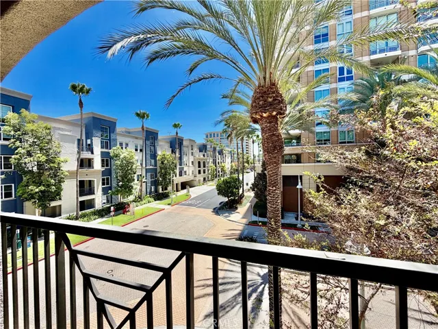 1312 Scholarship, Irvine, California 92612
