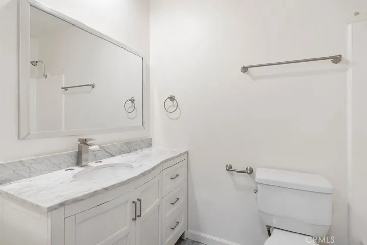 6535 Fulton, Los Angeles, California 91401