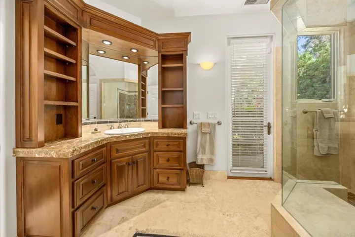 7263 Via Mariposa Sur, Bonsall, California 92003