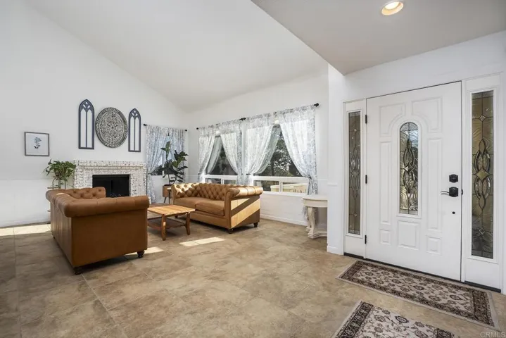 2738 Victoria Cir, Alpine, California 91901