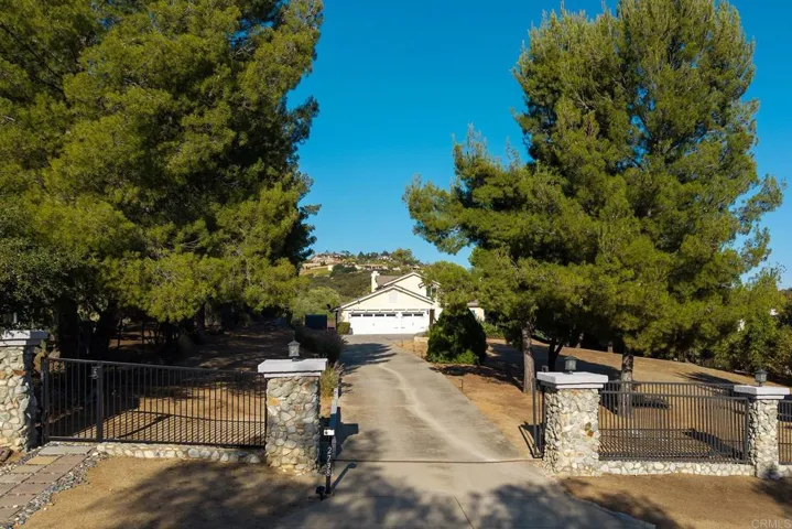 2738 Victoria Cir, Alpine, California 91901