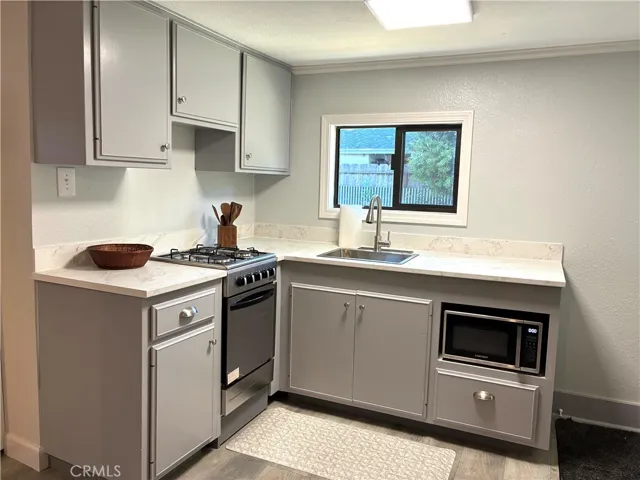 Kitchen Back House