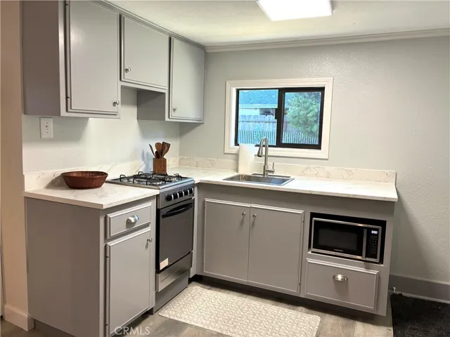 Kitchen Back House