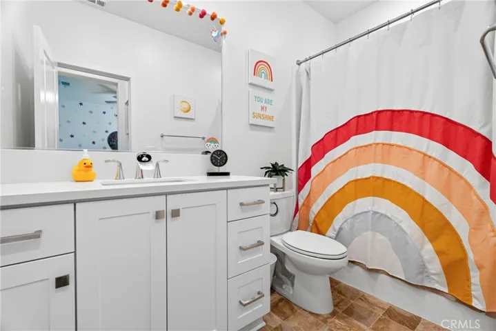en-suite bathroom