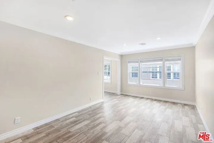 8613 1/4 W Olympic Boulevard, Los Angeles, California 90035